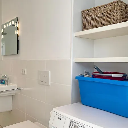 Friesenstern 2, Rebbelstieg アパート *